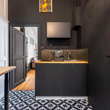 Apartment Le Cadet De Carriere -